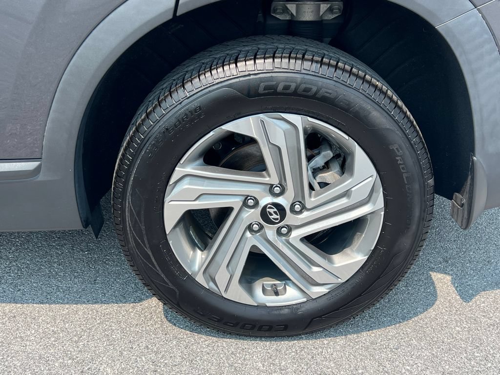 Used 2023 Hyundai Santa Fe SE AWD/4WD image 15