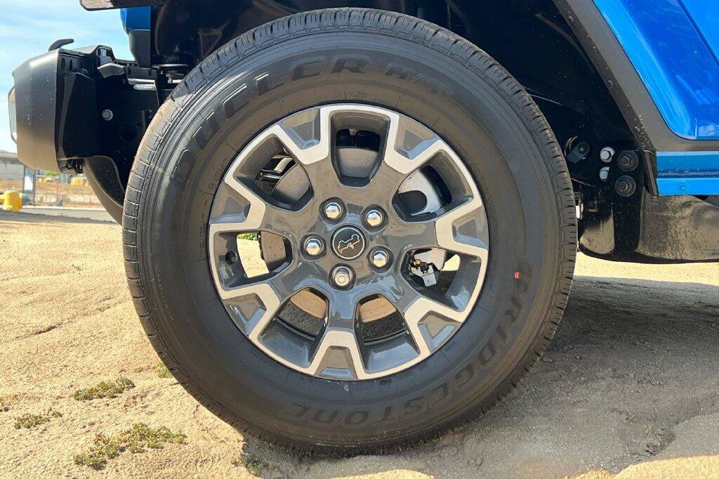 New 2026 Jeep Gladiator Sport AWD/4WD image 24