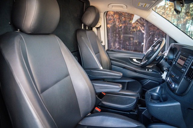 Used 2017 Mercedes-Benz Metris Passenger image 19