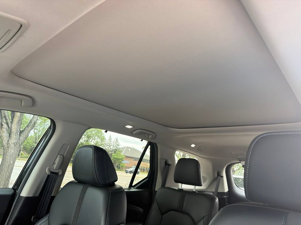 Used 2025 Honda Pilot Touring image 12