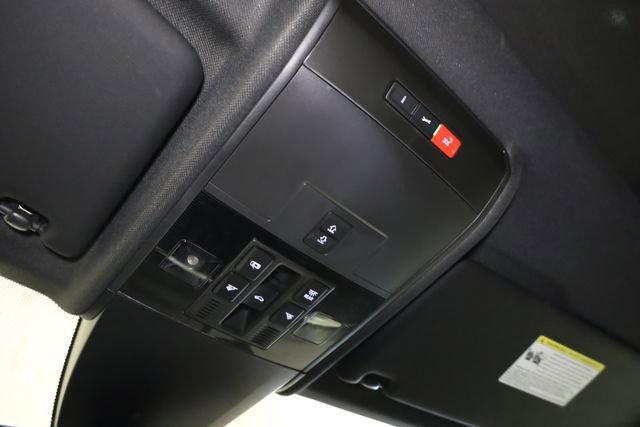 Used 2023 Volkswagen Atlas Cross Sport SEL R-Line image 27