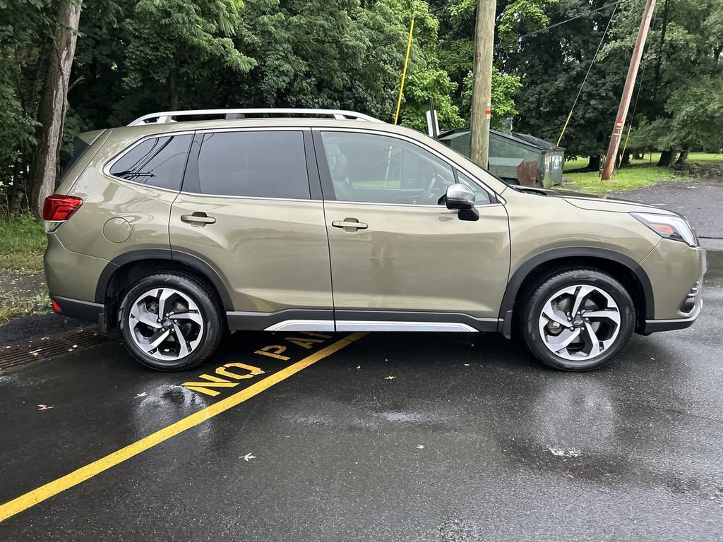 Certified 2023 Subaru Forester Touring AWD/4WD image 9