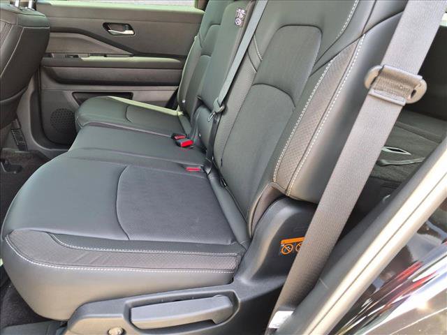 New 2026 Nissan Pathfinder SL FWD image 14