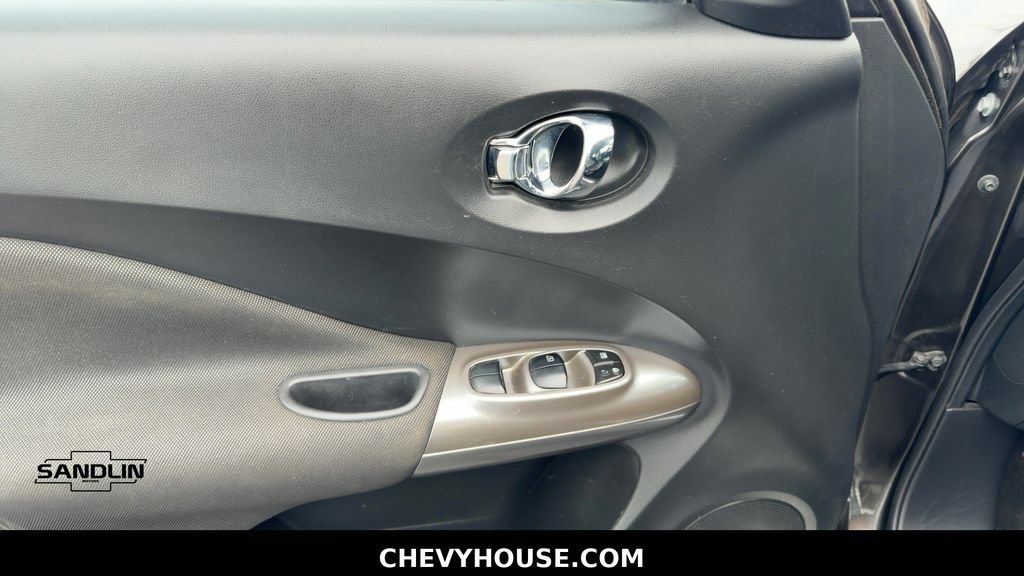Used 2013 Nissan Juke SL FWD image 7