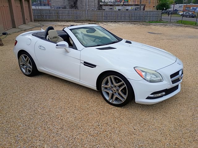 Used 2015 Mercedes-Benz SLK 250 image 13