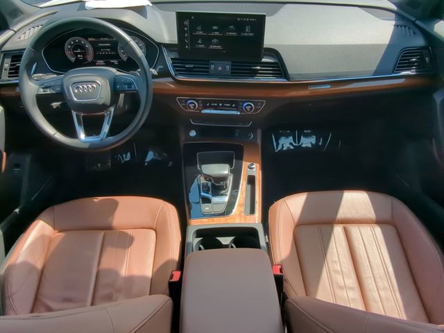Used 2023 Audi Q5 2.0T Premium Plus w/ Premium Plus Package AWD/4WD image 13
