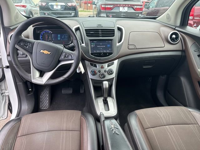 Used 2016 Chevrolet Trax LT w/ LT Convenience Package AWD/4WD image 13