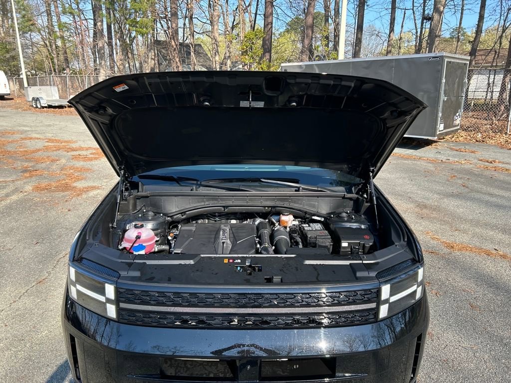 Certified 2025 Hyundai Santa Fe Calligraphy image 15