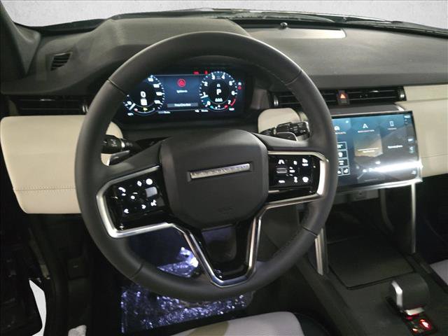 New 2026 Land Rover Discovery Sport Landmark AWD/4WD image 19