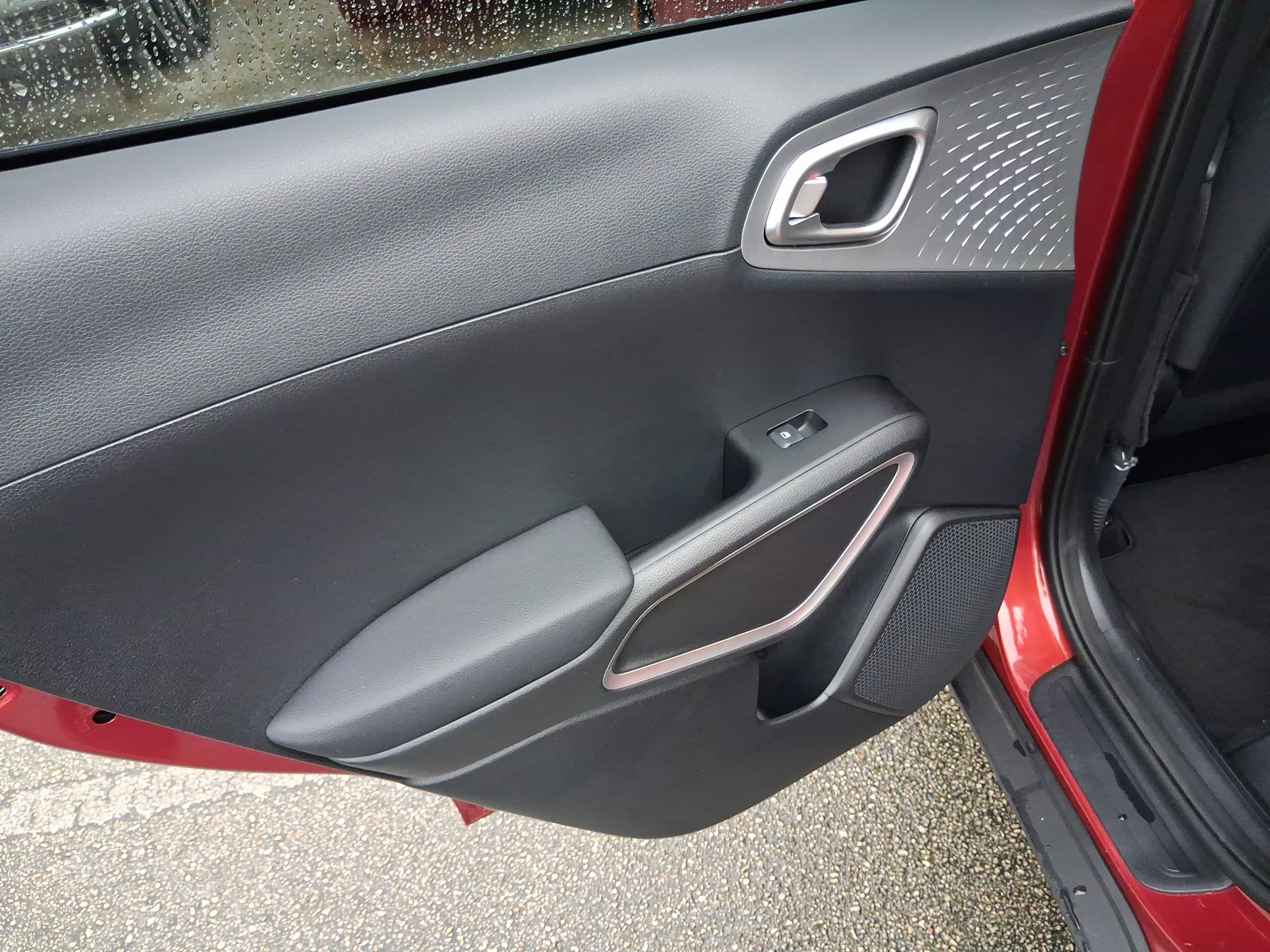 Used 2023 Kia Soul LX FWD image 9