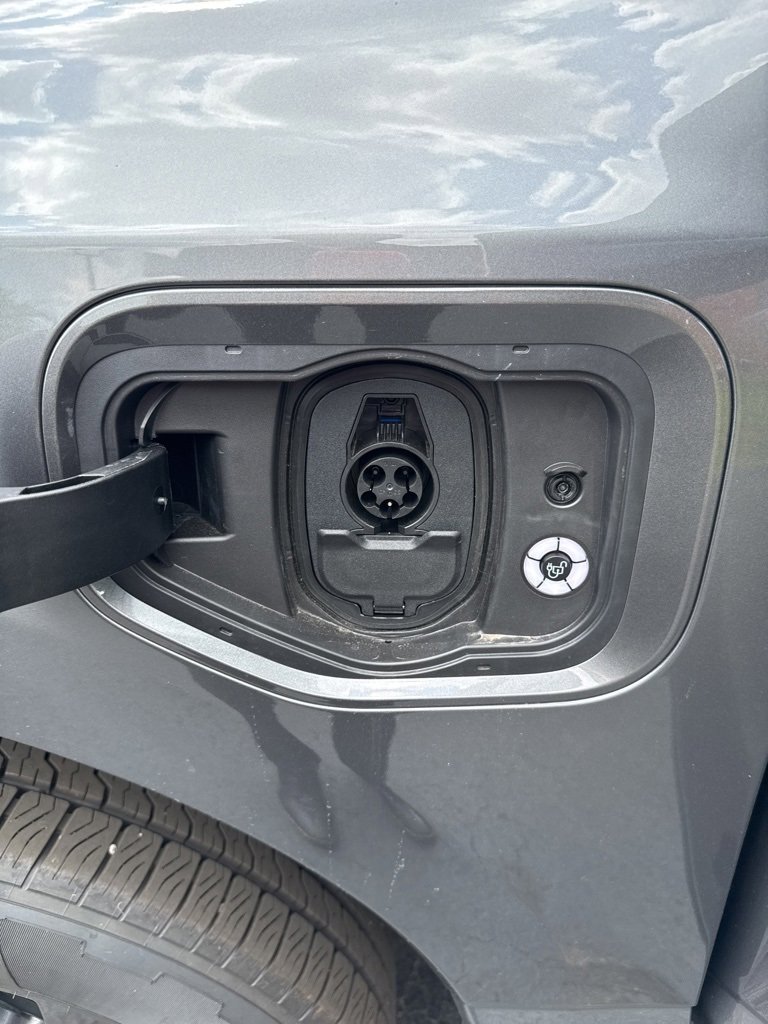 New 2025 Ford F150 Lightning Flash image 20