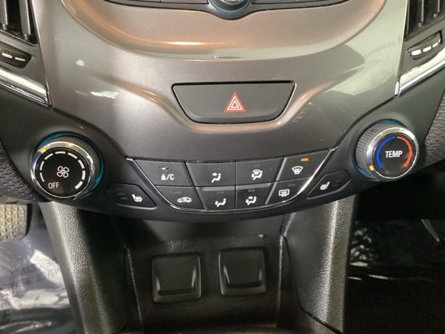 Used 2018 Chevrolet Cruze LT w/ Convenience Package image 22