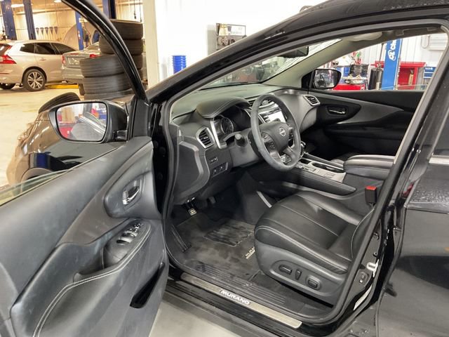 Used 2024 Nissan Murano SV w/ SV Midnight Edition Package image 9