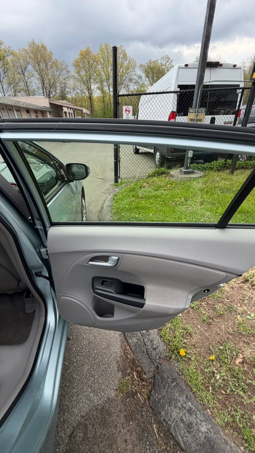 Used 2013 Honda Insight LX image 15
