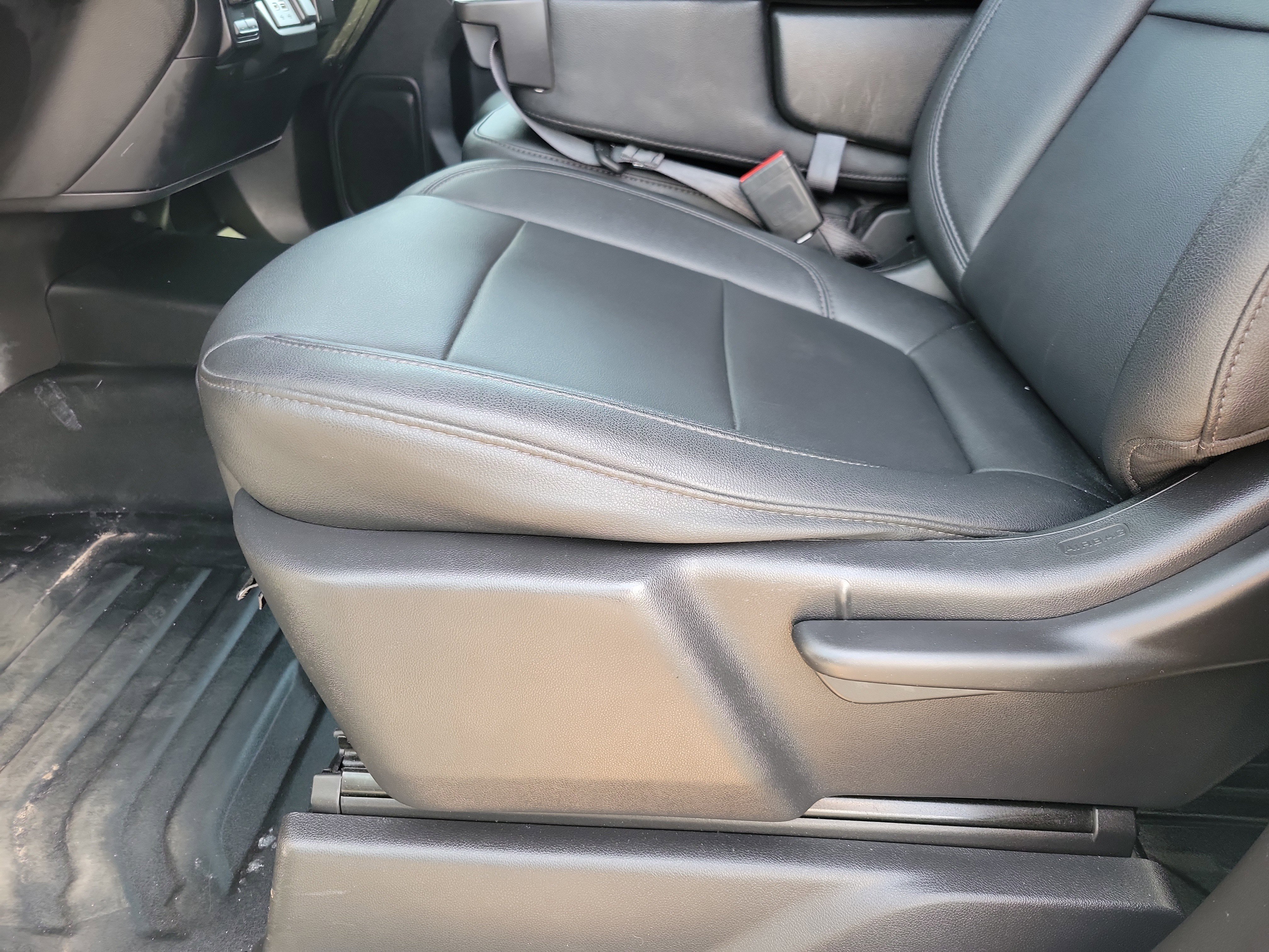 Used 2021 Chevrolet Silverado 2500 W/T w/ WT Convenience Package RWD image 5