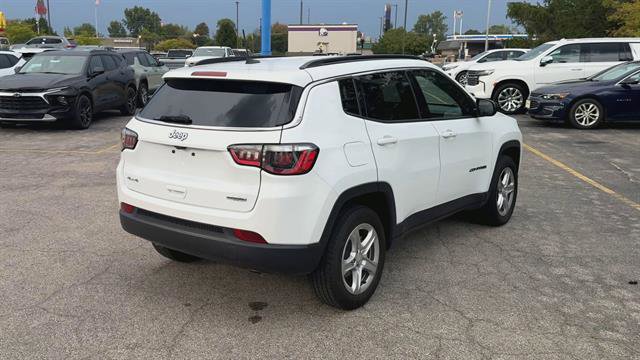 Used 2023 Jeep Compass Latitude image 8