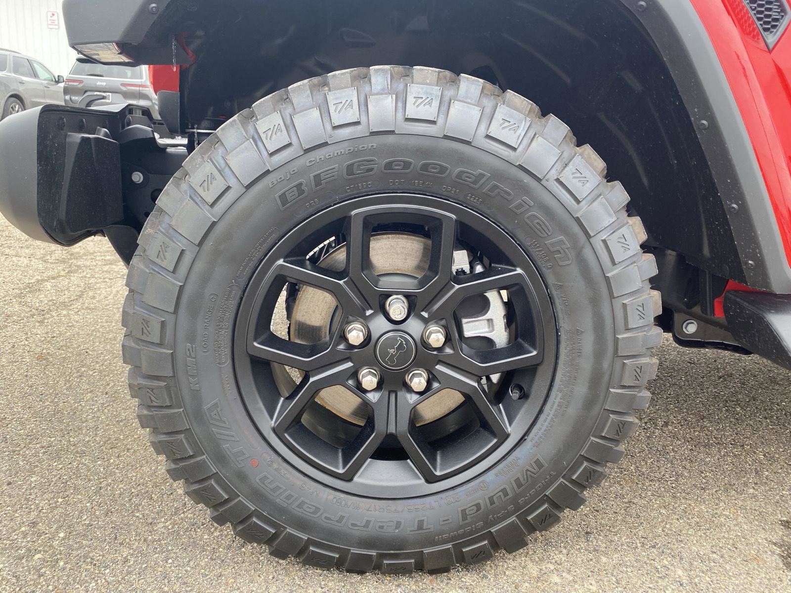 Used 2025 Jeep Gladiator High Tide image 40