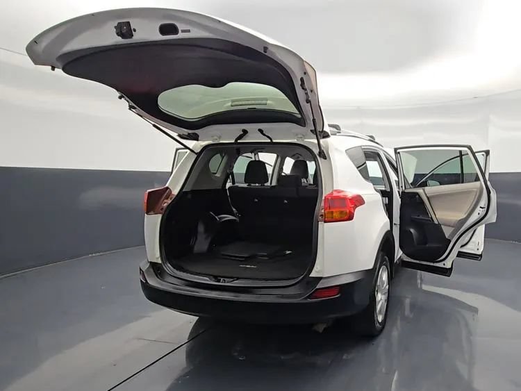 Used 2013 Toyota RAV4 LE AWD/4WD image 20