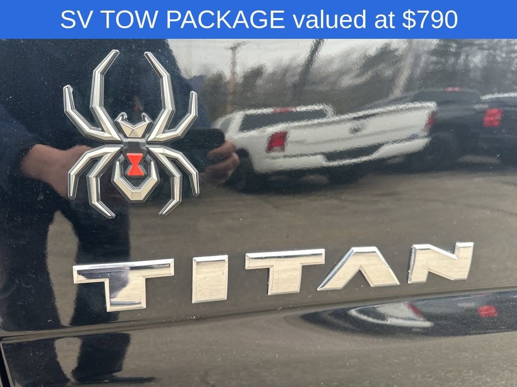 Used 2022 Nissan Titan SV w/ SV Convenience Package image 6
