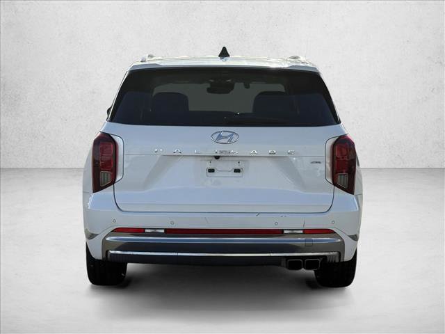 Used 2024 Hyundai Palisade Calligraphy image 6