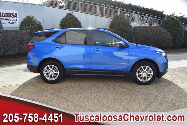 Used 2024 Chevrolet Equinox LS w/ LS Convenience Package image 11
