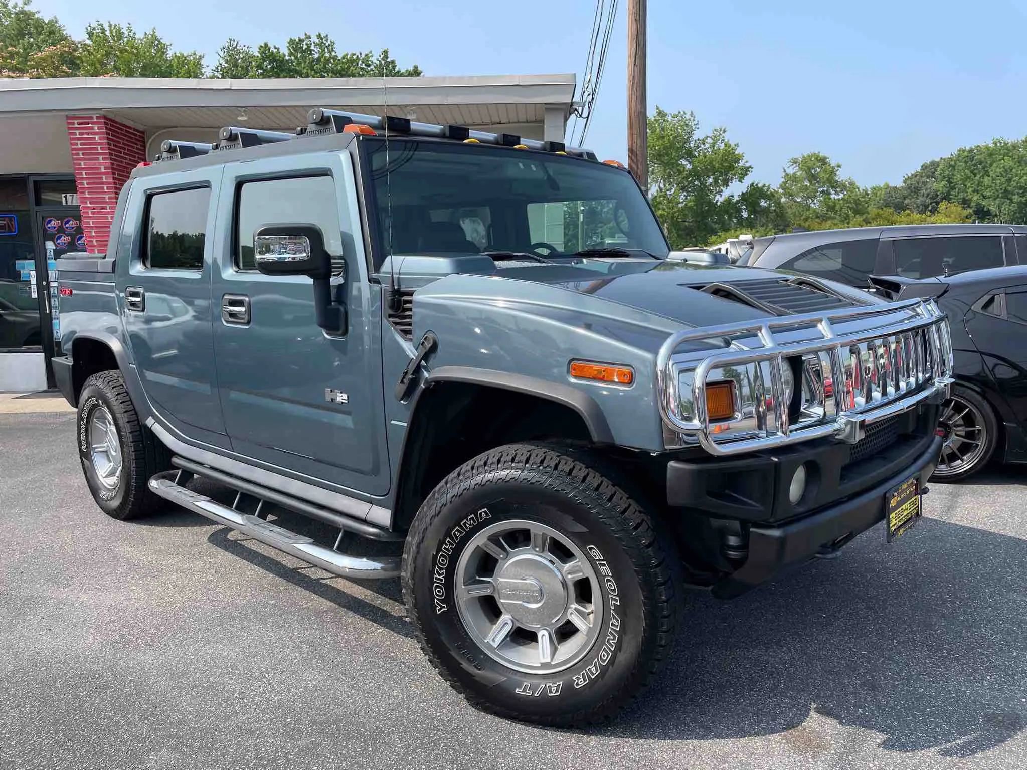 Used 2006 HUMMER H2 SUT image 1