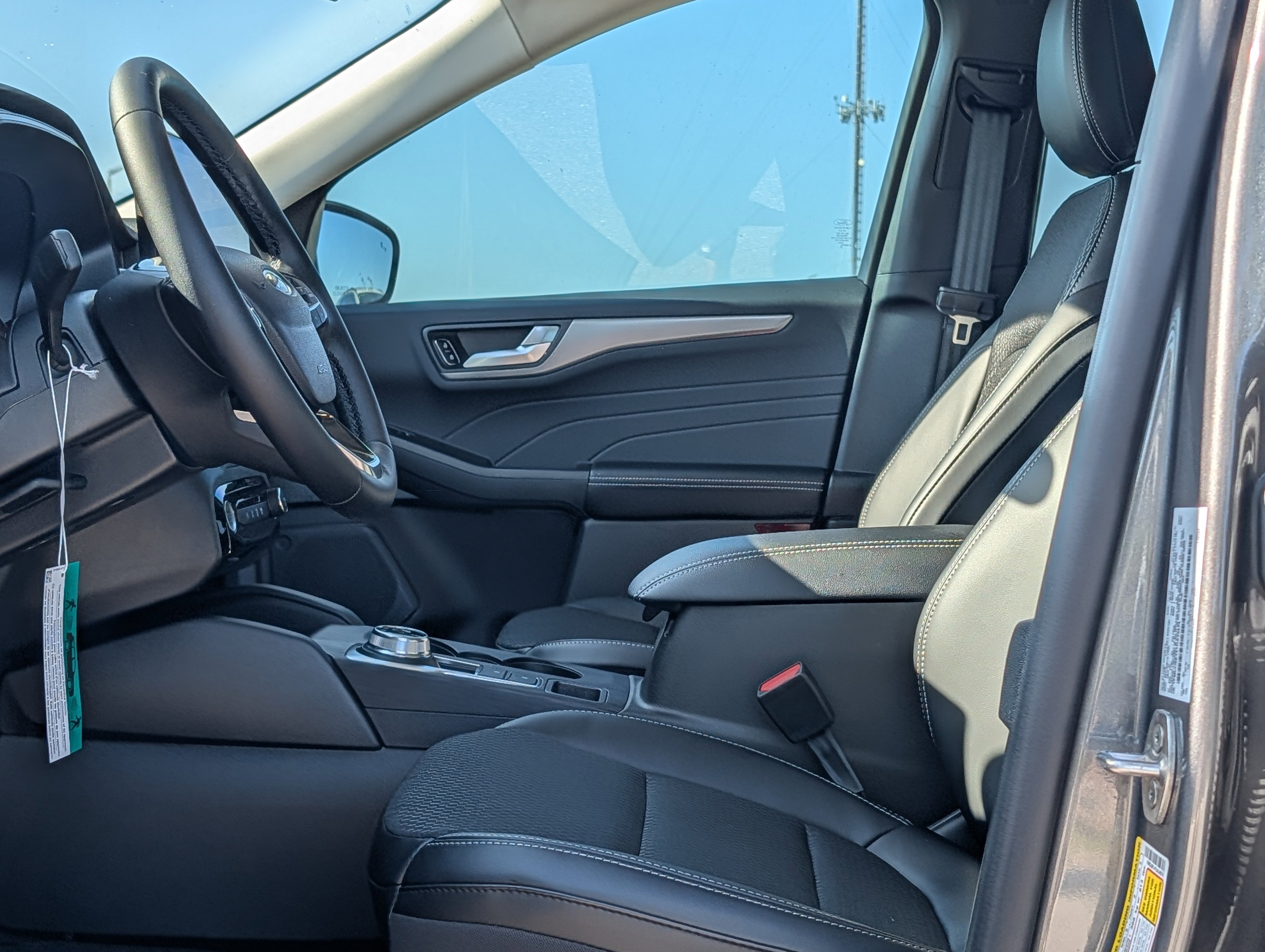 New 2026 Ford Escape SE FWD image 22