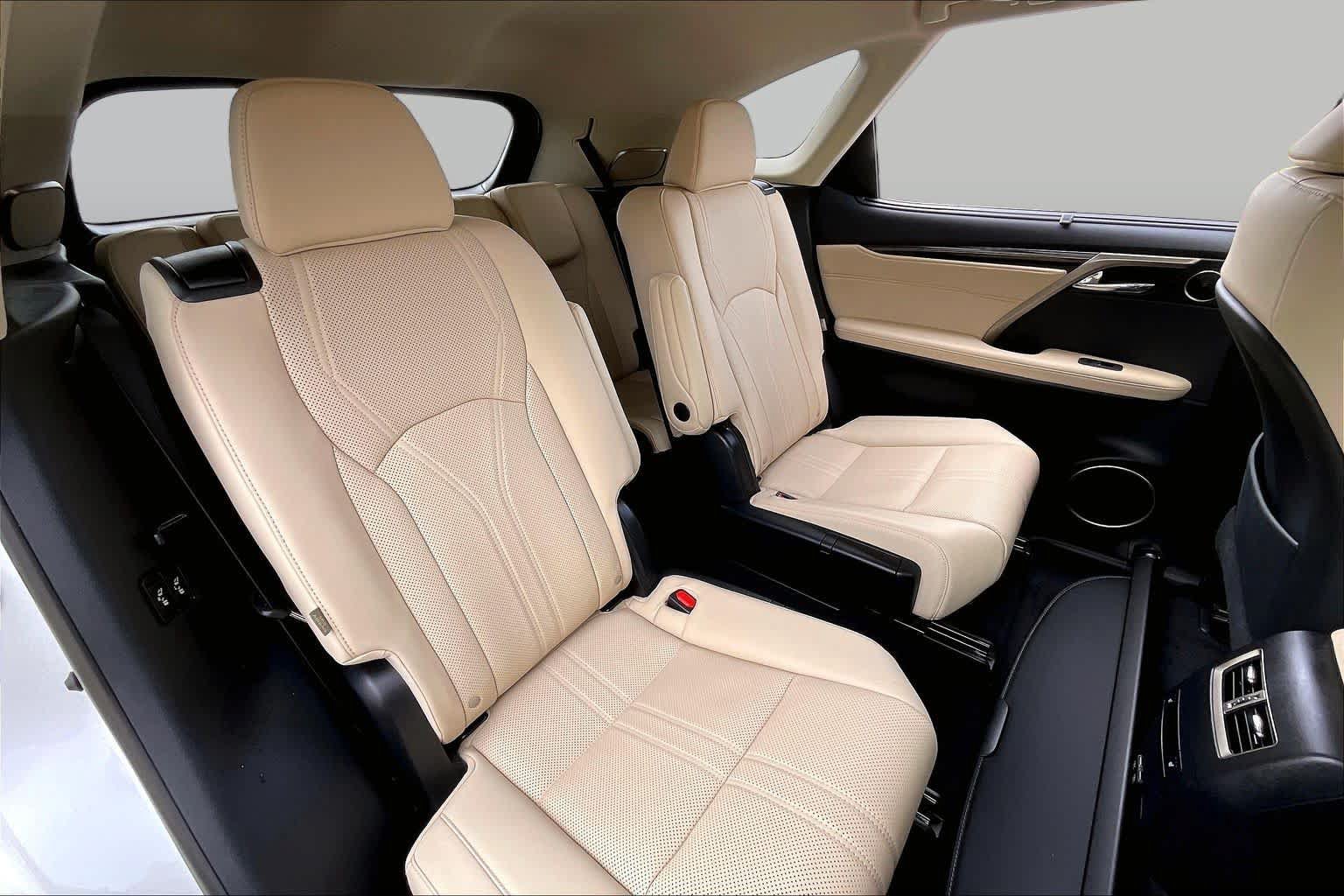 Used 2022 Lexus RX 350L Luxury w/ Accessory Package (Z1) FWD image 16