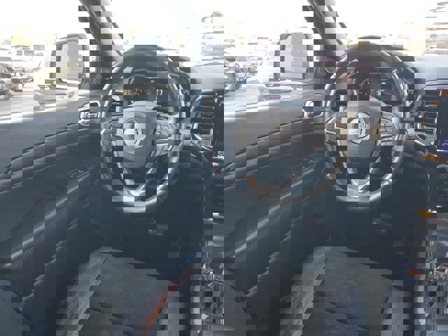 Used 2019 Jeep Grand Cherokee Altitude image 14