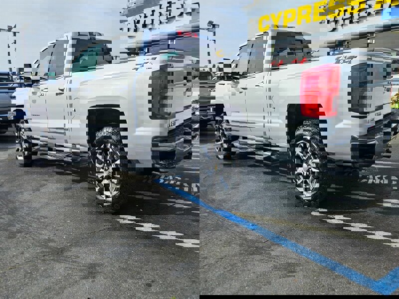 Used 2018 Chevrolet Silverado 1500 LTZ image 3