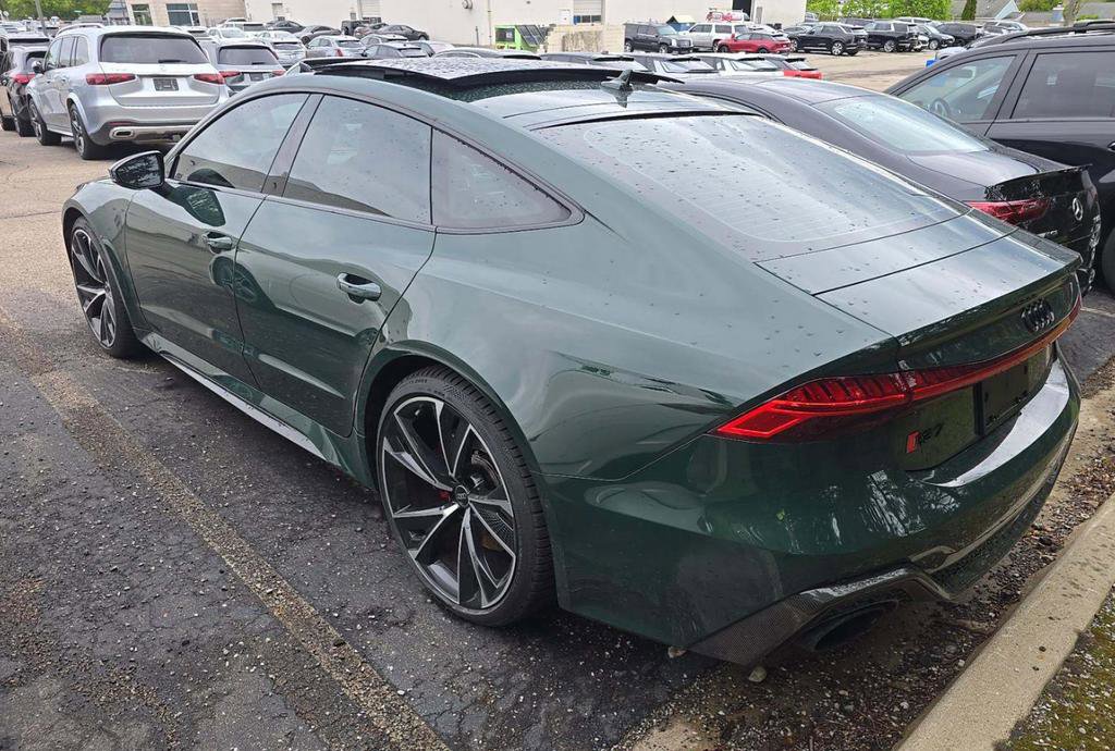 Used 2023 Audi RS 7 Sportback AWD/4WD image 3