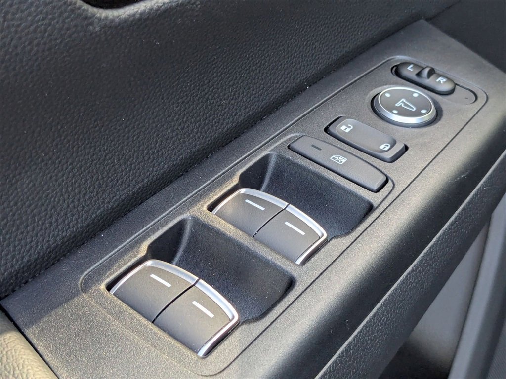 Used 2025 Honda CR-V EX-L image 15