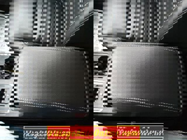 Used 2019 Ford Escape SEL image 25