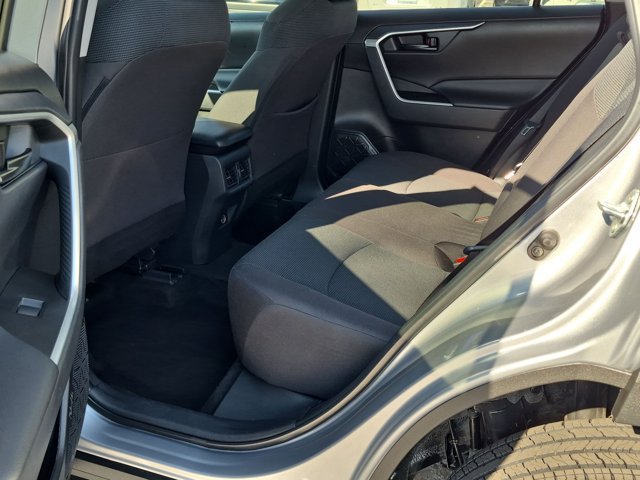 Certified 2023 Toyota RAV4 LE AWD/4WD image 16