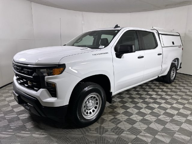 Used 2024 Chevrolet Silverado 1500 W/T w/ Trailering Package AWD/4WD image 4