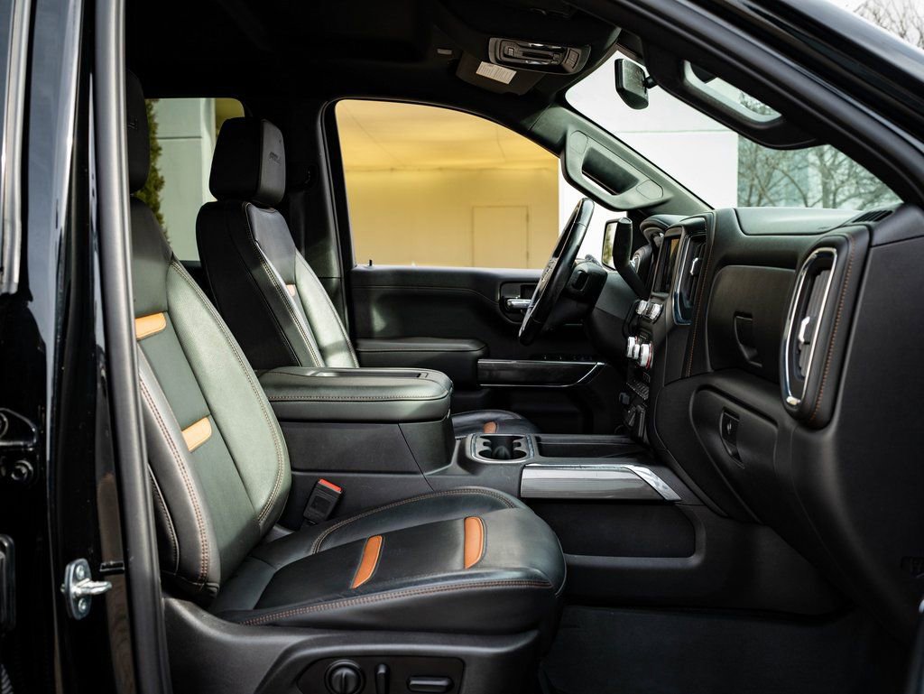 Used 2020 GMC Sierra 1500 AT4 w/ Off-Road Performance Package AWD/4WD image 26