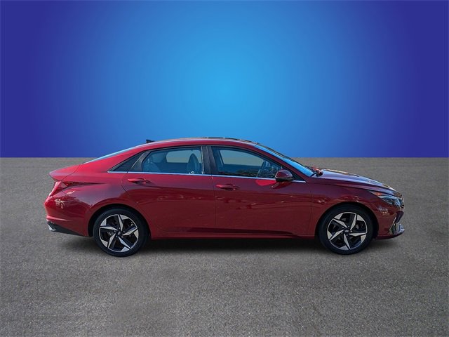 Used 2023 Hyundai Elantra Limited image 6