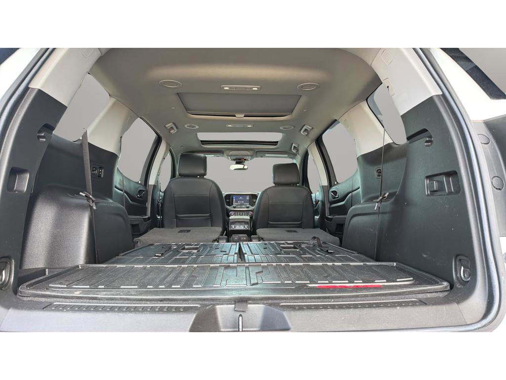 Used 2023 GMC Acadia AT4 w/ Technology Package image 18