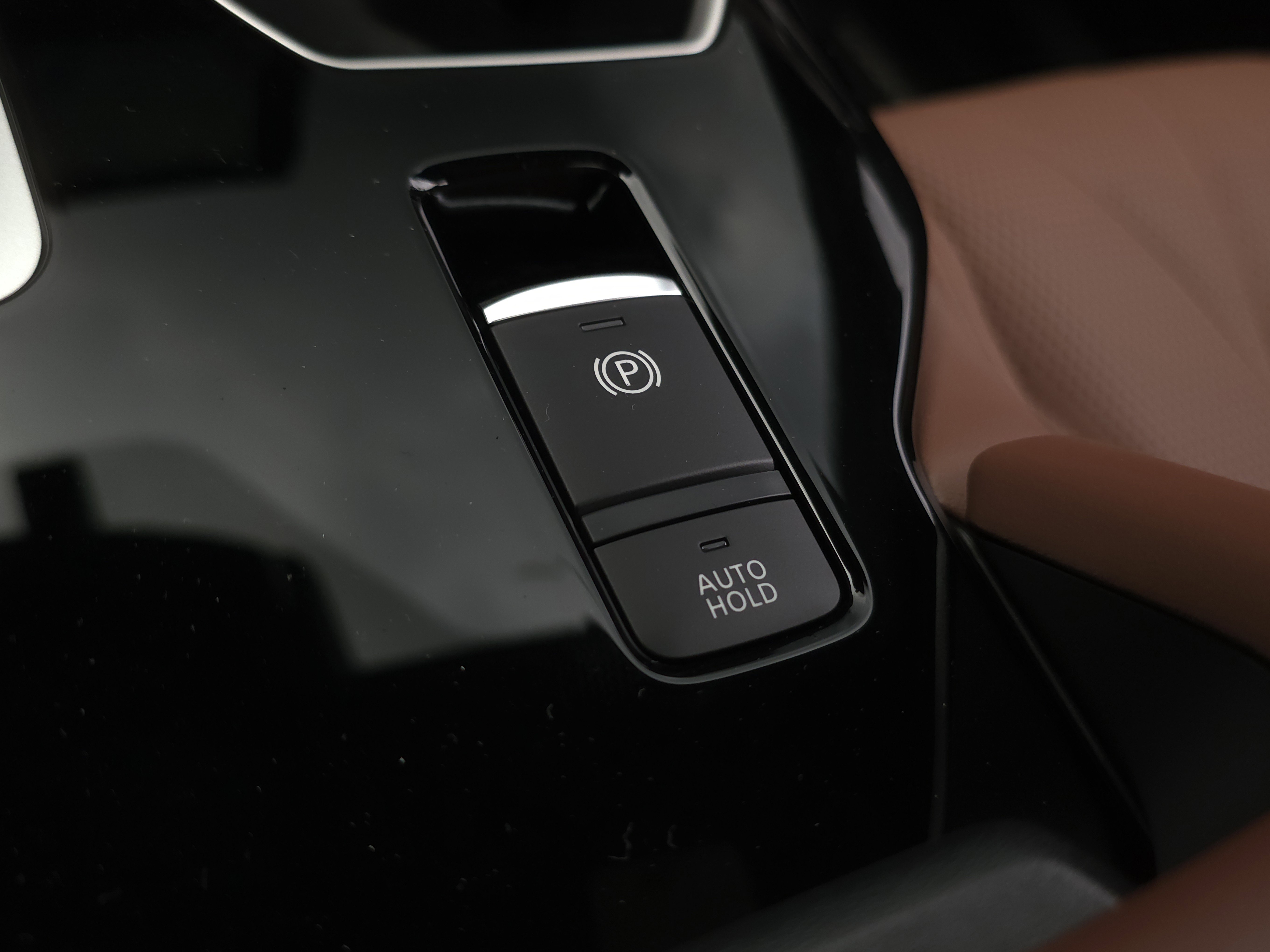 New 2025 Mitsubishi Outlander SEL image 22