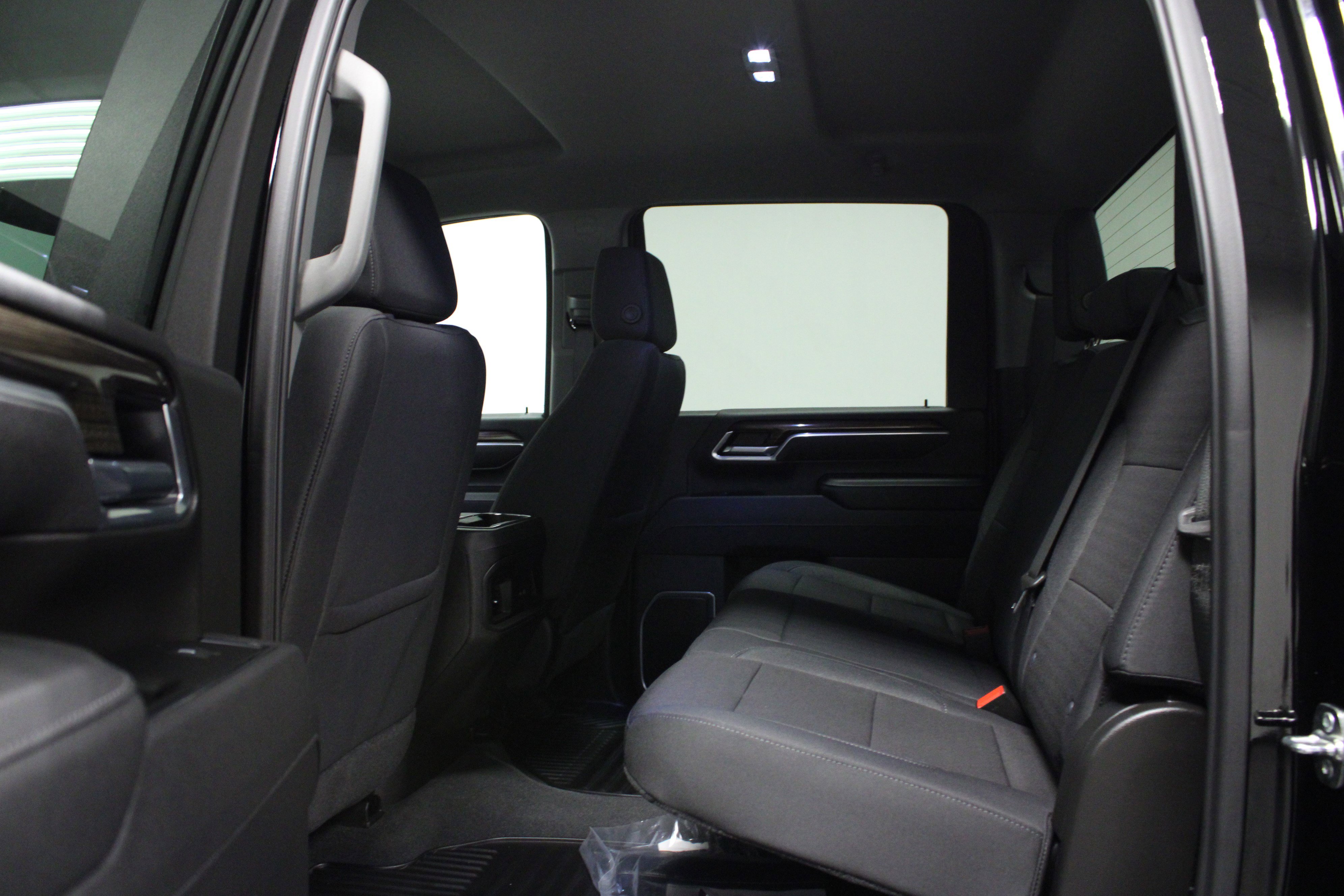 Used 2025 Chevrolet Silverado 2500 LT image 13