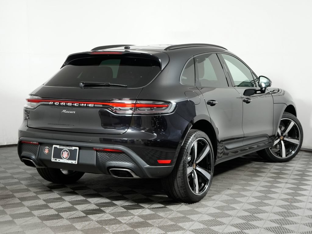 Certified 2026 Porsche Macan AWD/4WD image 7