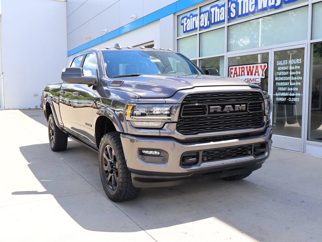 Used 2022 RAM 2500 Limited AWD/4WD image 2