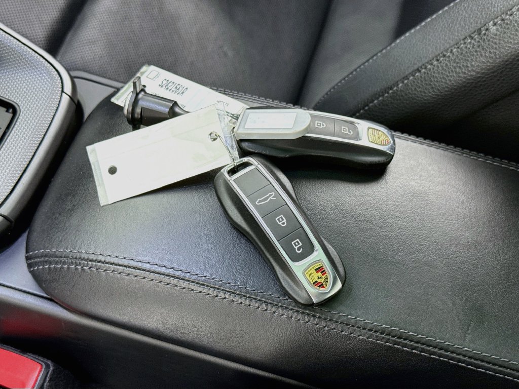 Used 2020 Porsche 911 Carrera image 19