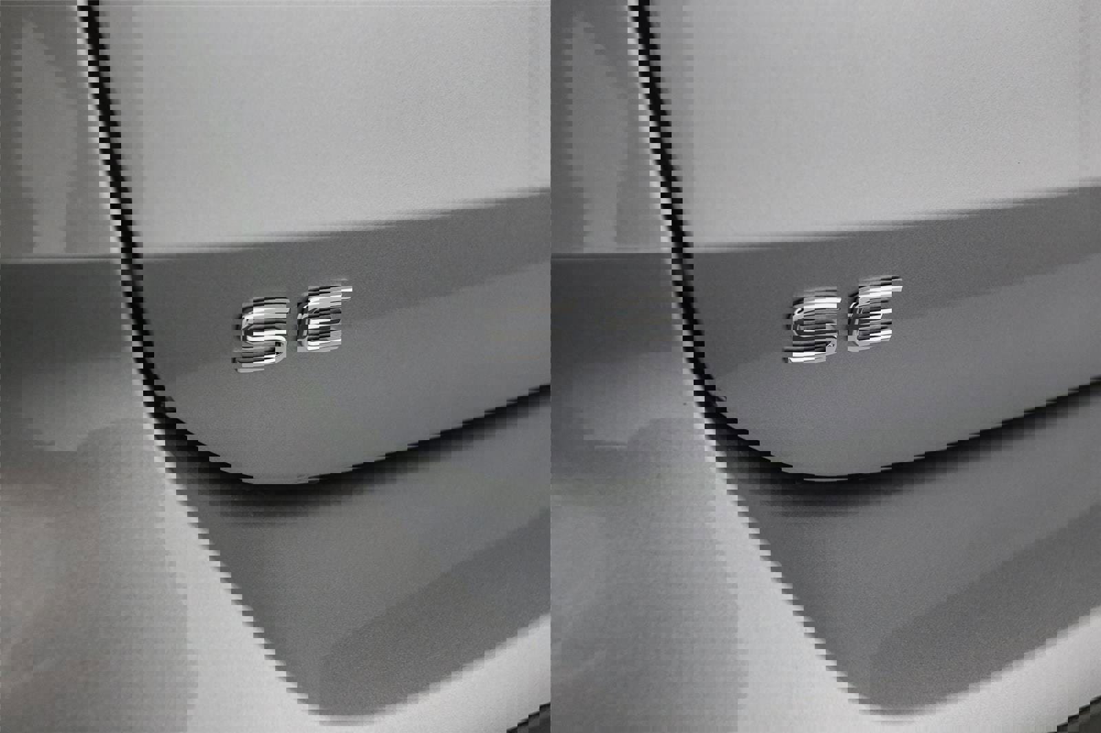 New 2025 Volkswagen Taos SE image 10