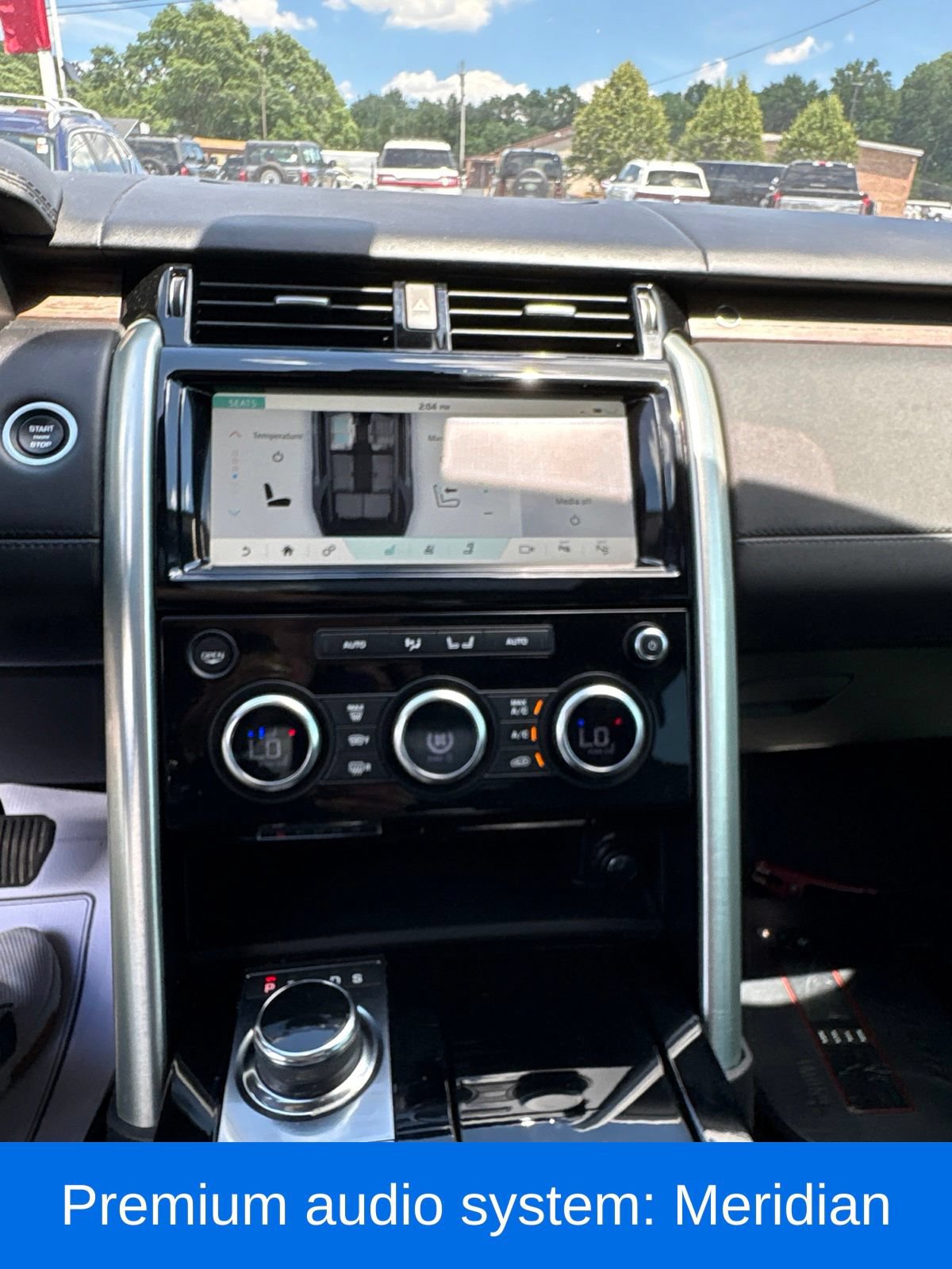 Used 2019 Land Rover Discovery HSE Luxury AWD/4WD image 34
