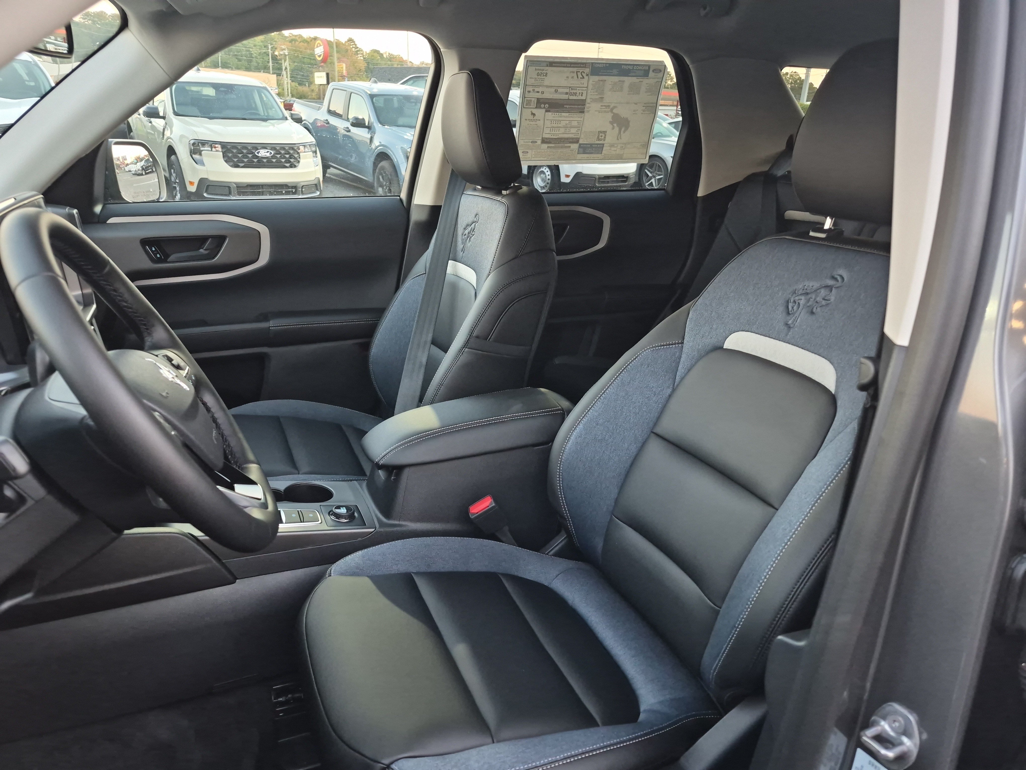 New 2025 Ford Bronco Sport Outer Banks w/ Outer Banks Tech Package+ AWD/4WD image 9