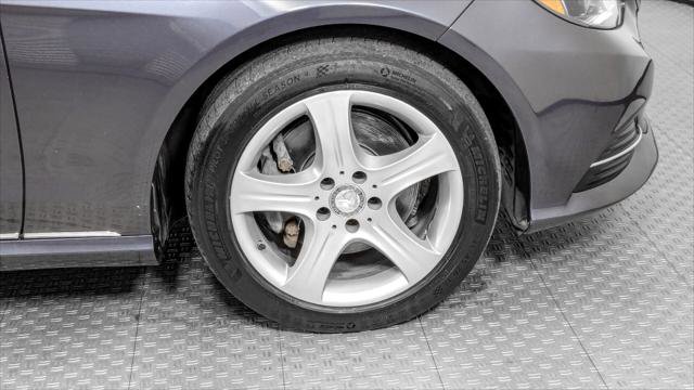 Used 2014 Mercedes-Benz E 350 4MATIC Wagon w/ Premium 1 Package image 35