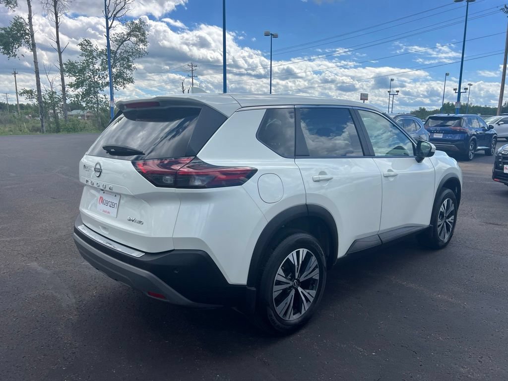 Used 2023 Nissan Rogue SV AWD/4WD image 5