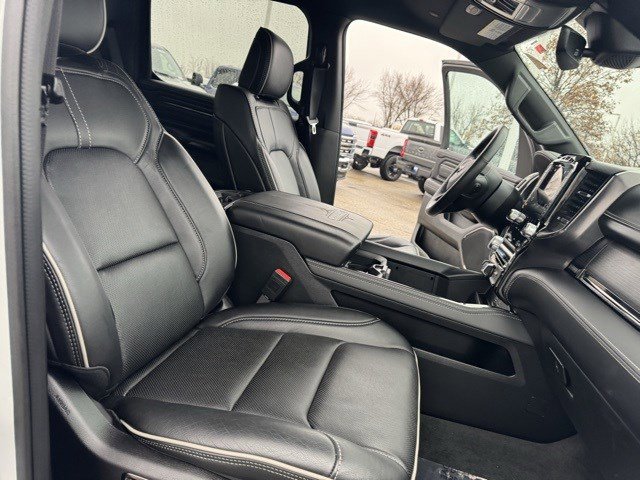 Used 2024 RAM 1500 Limited w/ Trailer Tow Group image 46