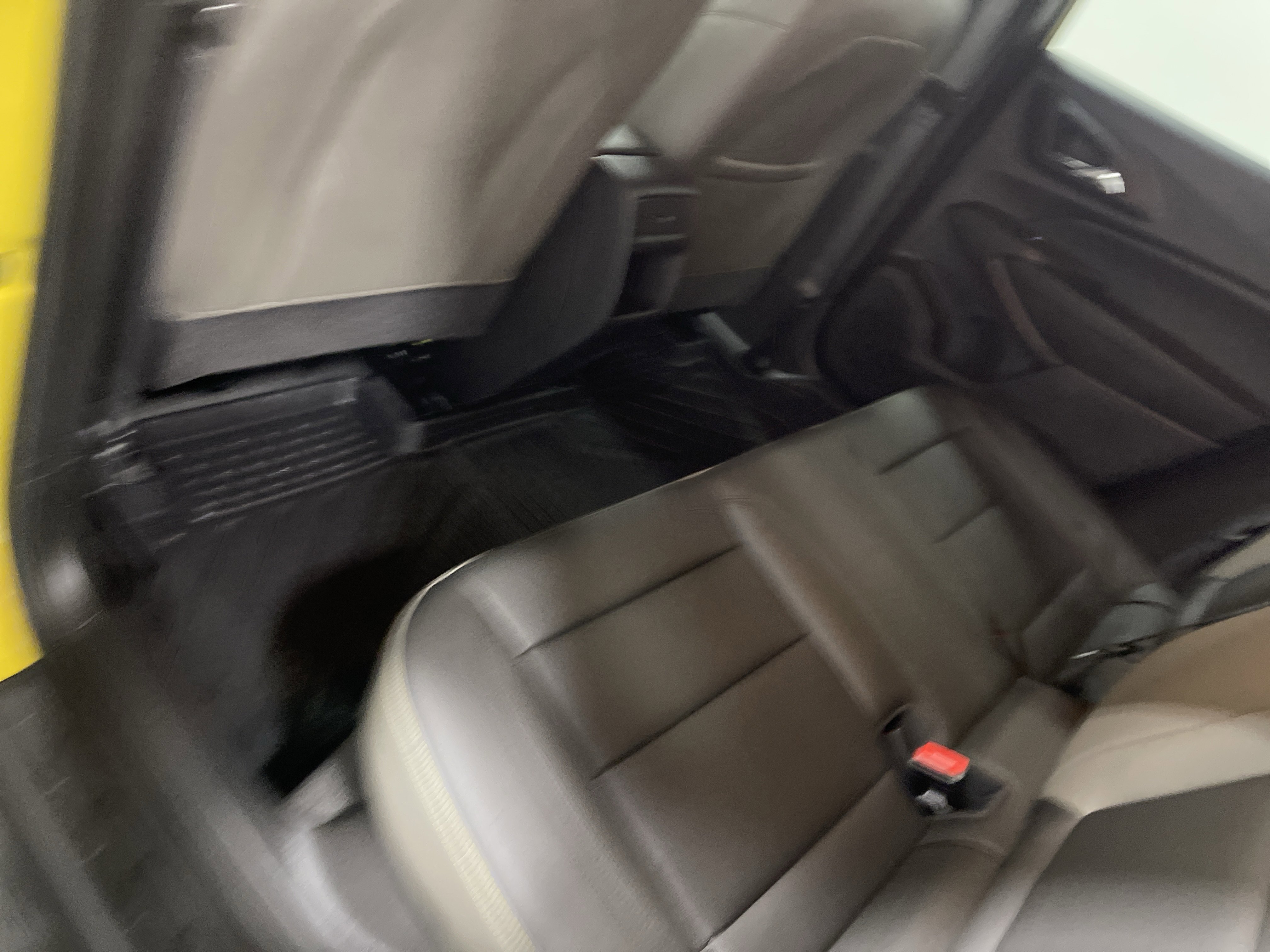 Used 2025 Chevrolet Trax ACTIV w/ Sunroof Package image 17